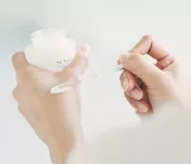 Sensai Absolute Silk Illuminative Cream Krem Nawilżający Do Twarzy 40ml - 4