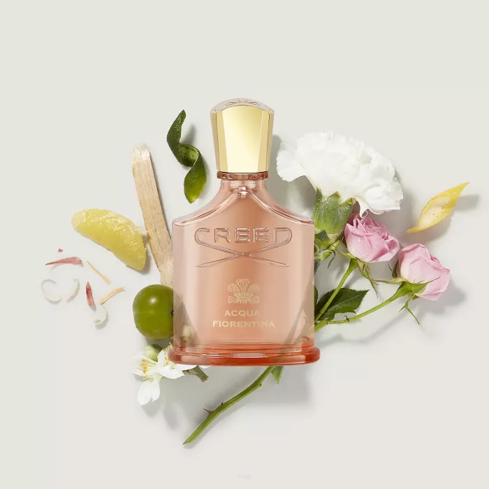 Dlaczego perfumy w perfumeriach internetowych są tańsze niż w sieciówkach?